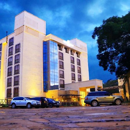 The White Rhino Hotel Nyeri Exterior foto