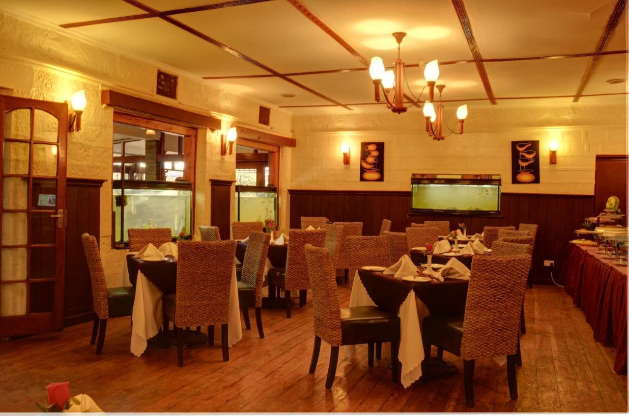 The White Rhino Hotel Nyeri Exterior foto