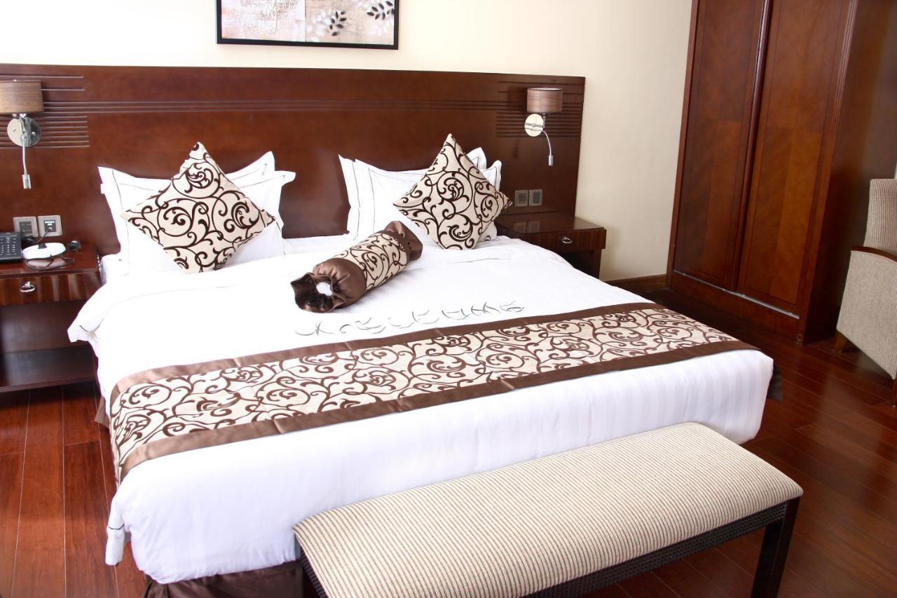 The White Rhino Hotel Nyeri Exterior foto