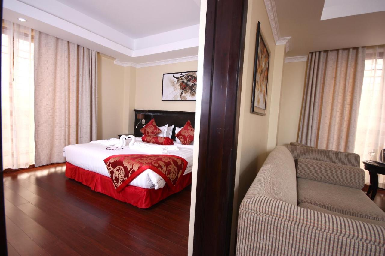 The White Rhino Hotel Nyeri Exterior foto